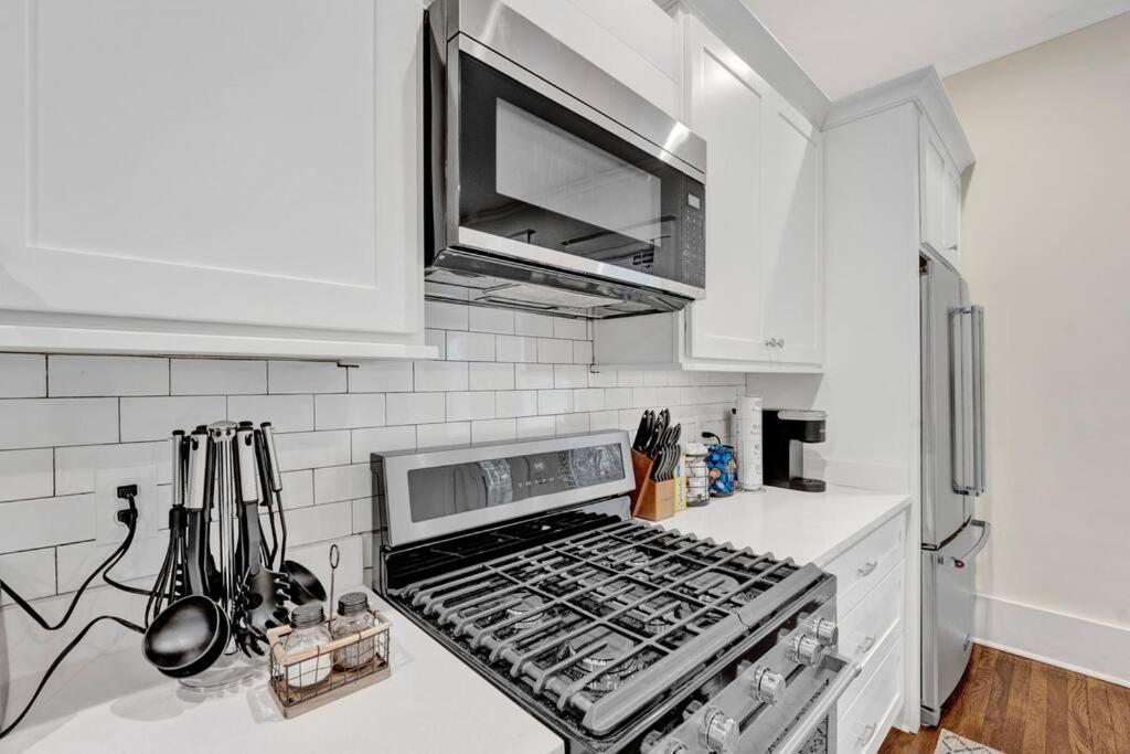 The Victorian - Elegant 3Br Home Near Overton Мемфіс Екстер'єр фото