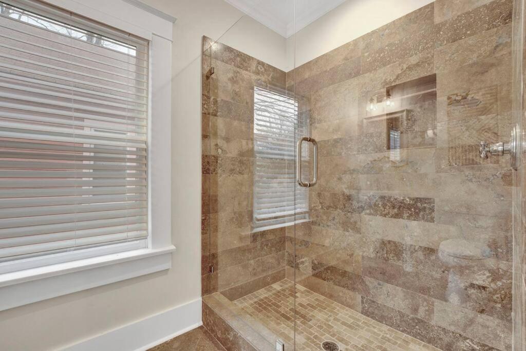 The Victorian - Elegant 3Br Home Near Overton Мемфіс Екстер'єр фото