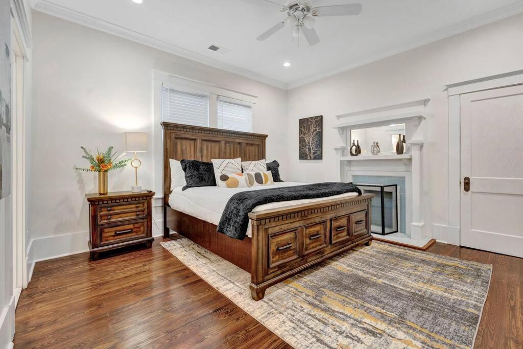 The Victorian - Elegant 3Br Home Near Overton Мемфіс Екстер'єр фото