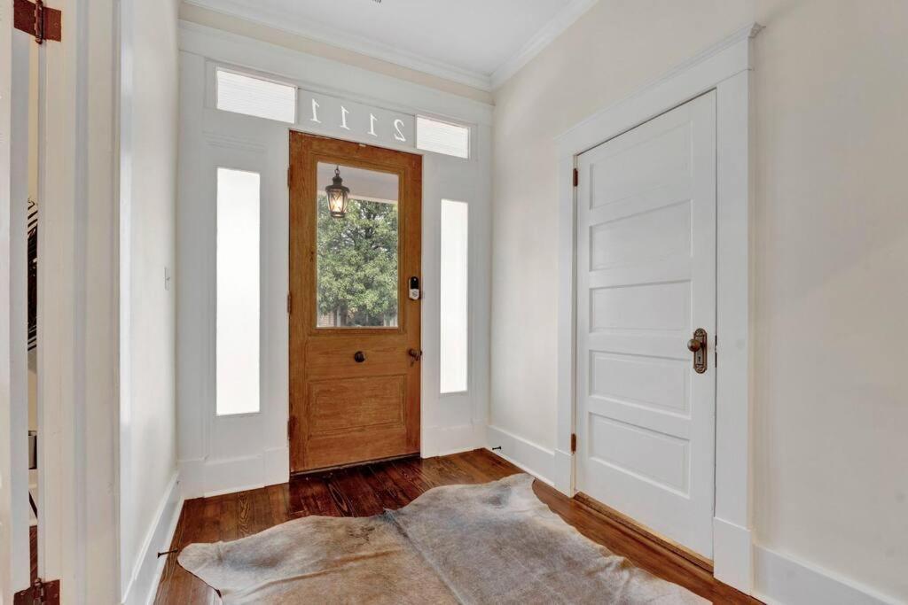 The Victorian - Elegant 3Br Home Near Overton Мемфіс Екстер'єр фото