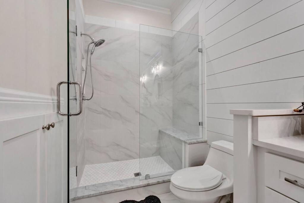 The Victorian - Elegant 3Br Home Near Overton Мемфіс Екстер'єр фото