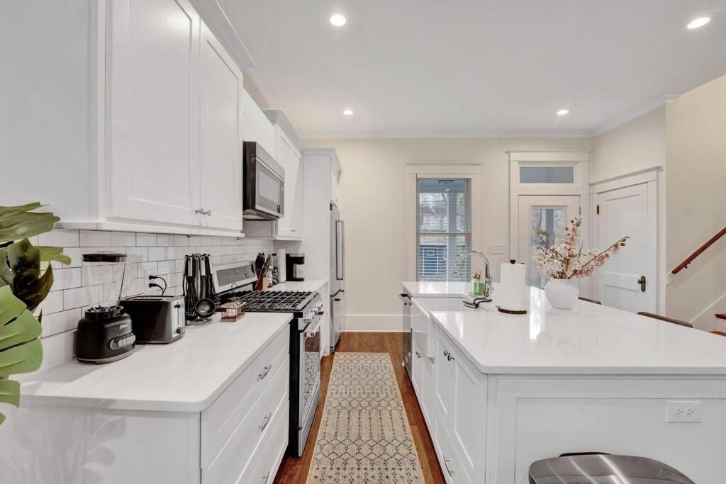 The Victorian - Elegant 3Br Home Near Overton Мемфіс Екстер'єр фото